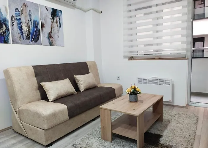 Διαμέρισμα Garden Hill *