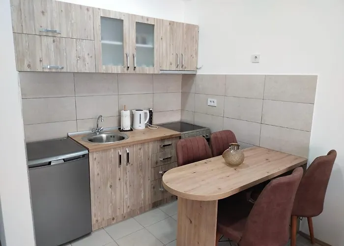 Garden Hill Jagodina